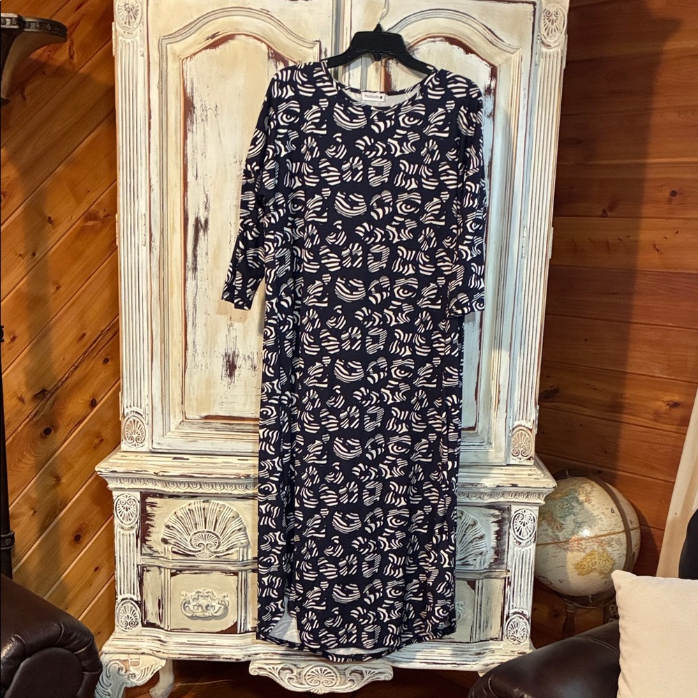 Chic Navy and White Long Sleeve Dress